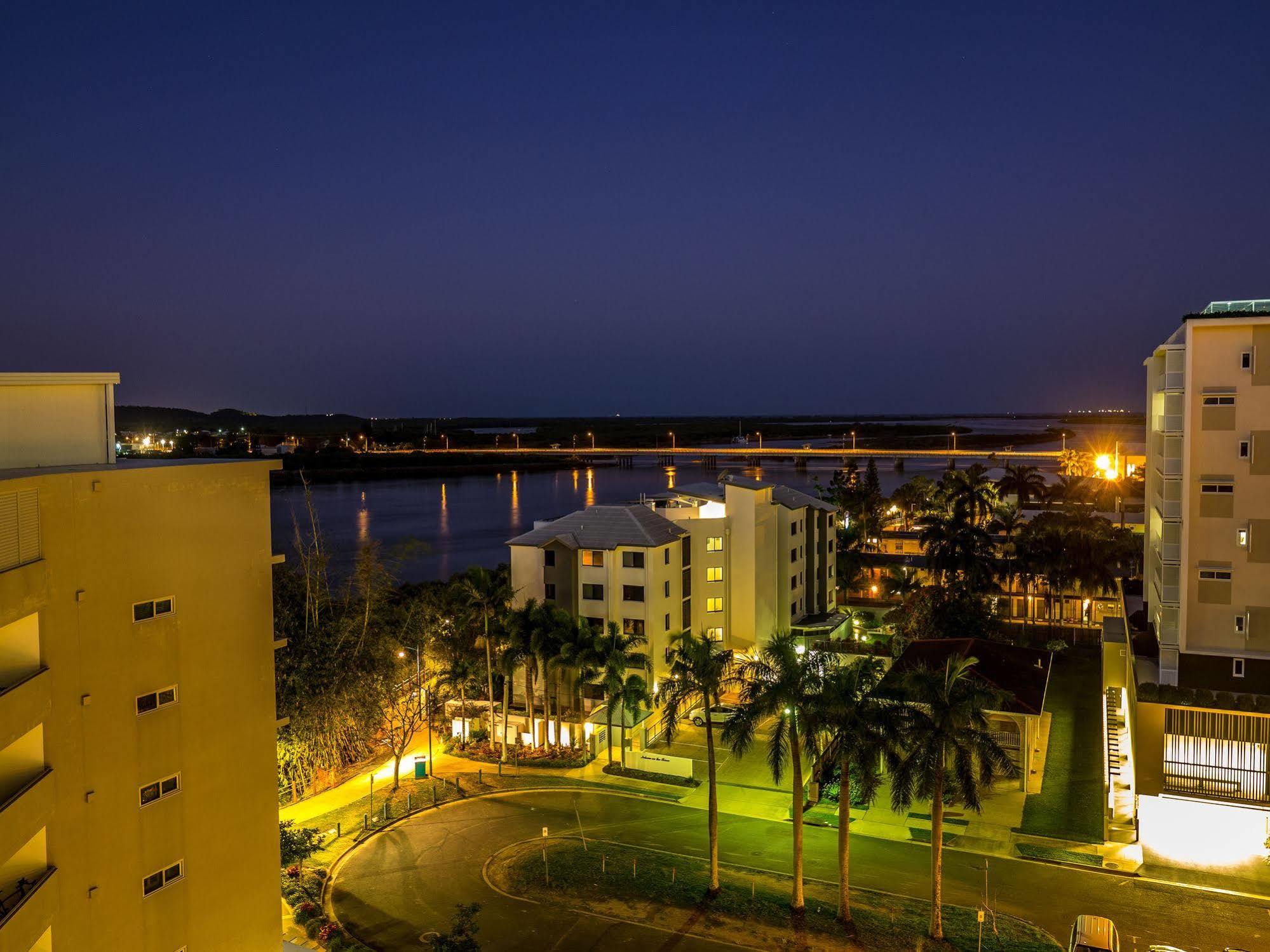 Lanai Riverside Apartments Mackay Extérieur photo